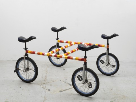 Gavin Turk & Ben Wilson (Wielka Brytania), 4H, 2012, instalacja. Copyright Andy Keate